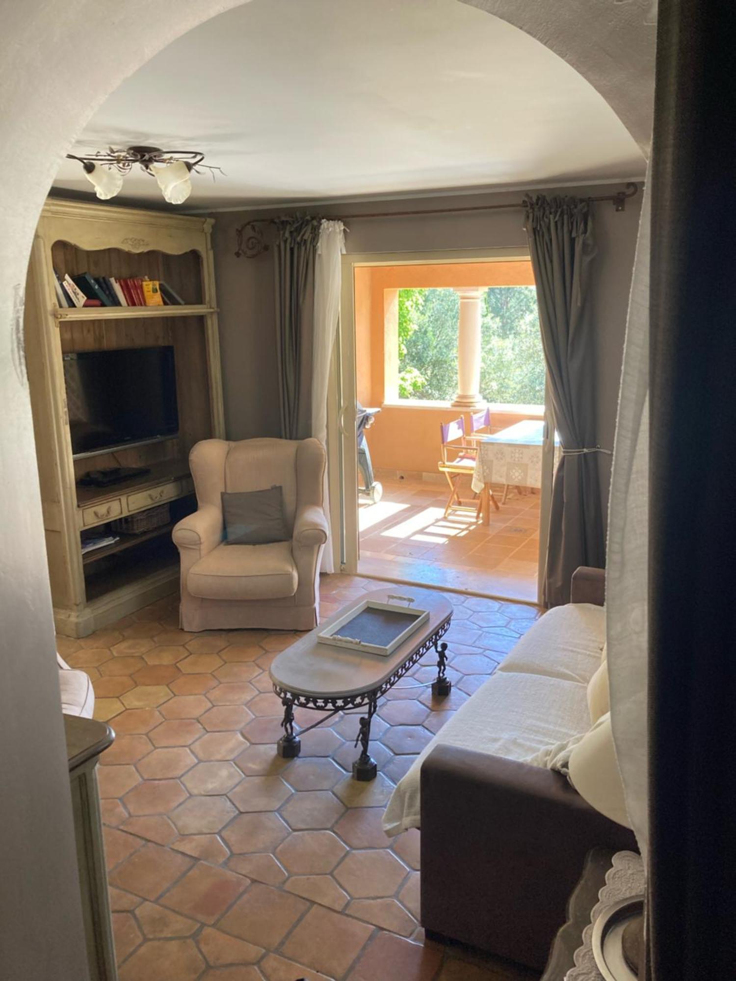 Le Patio Appartement Laouque Buitenkant foto